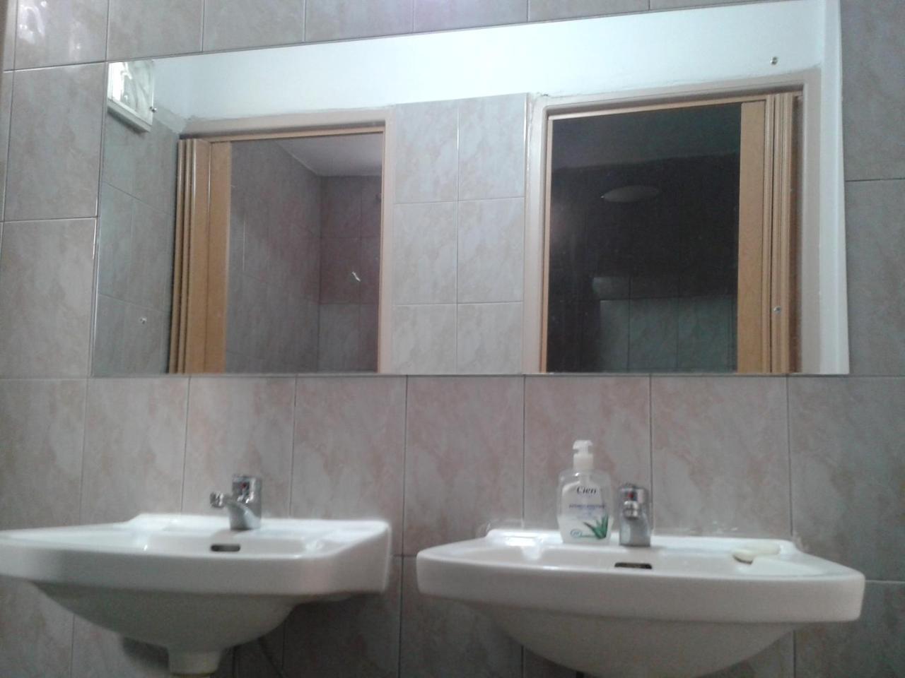 Heraklion Youth Hostel מראה חיצוני תמונה